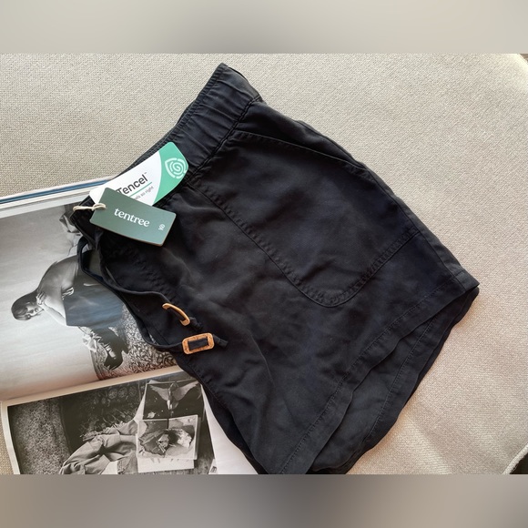New Tentree Instow Shorts In Black Size XL - Picture 9 of 9